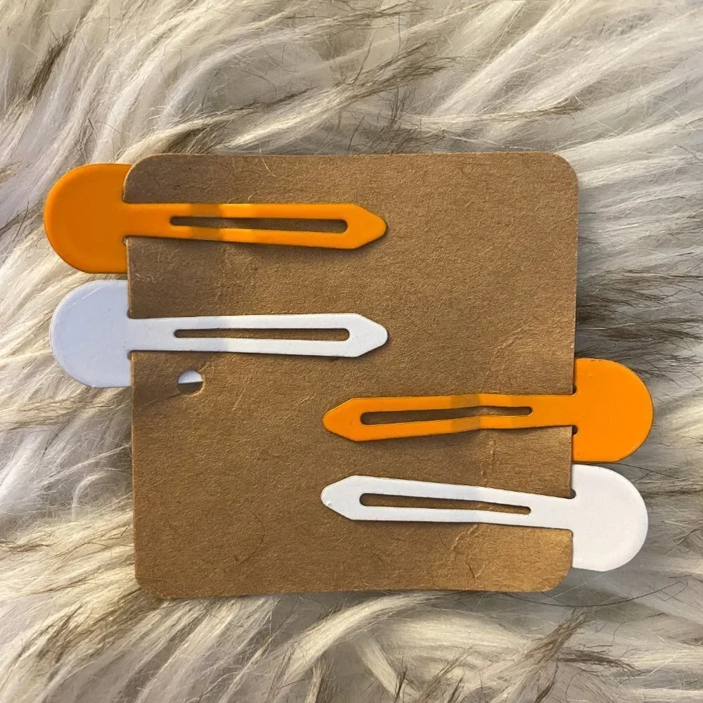 4ct Metal Snap Hair Clips, White and Orange